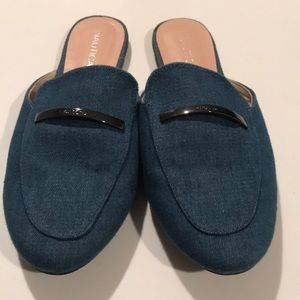 Denim Nautica slip on’s